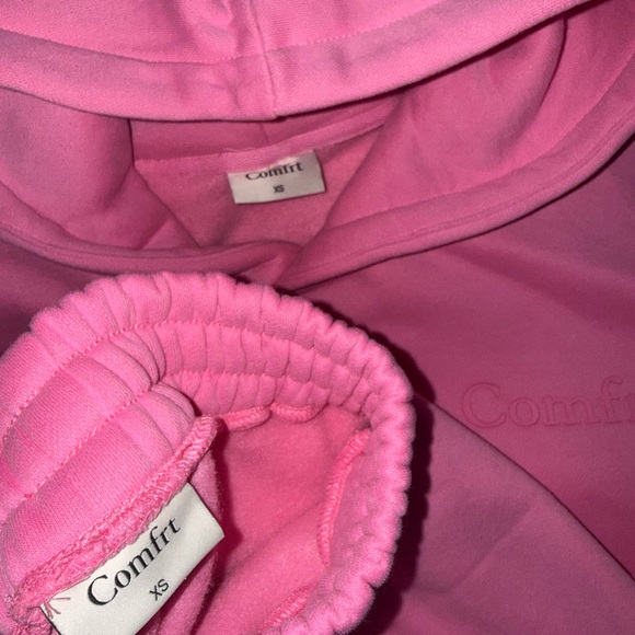 NEW- Women’s COMFRT Minimalist Hoodie *SET* in Pink color: “SORBET”🩷 Size: XS! 🩷 - Picture 7 of 9